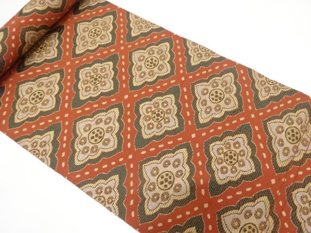 アンティーク　花菱模様織り出し　八寸帯地反物